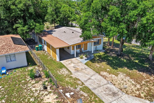 529 E GOTTSCHE AVENUE, Eustis, FL 32726
