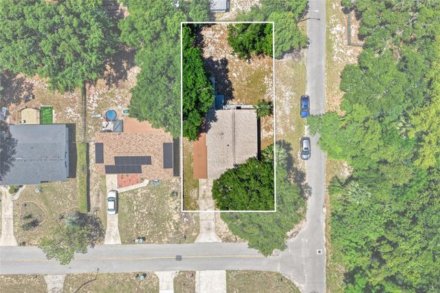 529 E GOTTSCHE AVENUE, Eustis, FL 32726