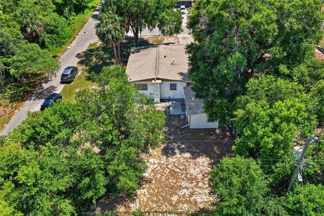 529 E GOTTSCHE AVENUE, Eustis, FL 32726