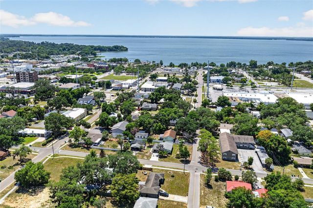 529 E GOTTSCHE AVENUE, Eustis, FL 32726