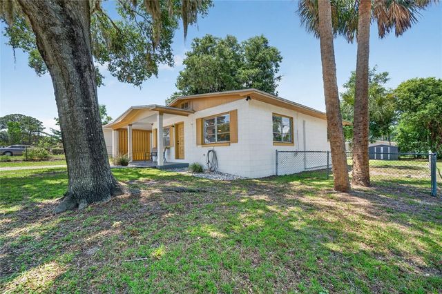 529 E GOTTSCHE AVENUE, Eustis, FL 32726