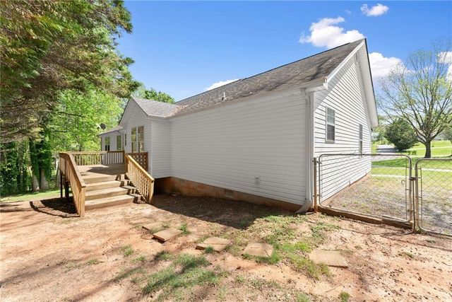153 Sherrell Drive, Cleveland, GA 30528