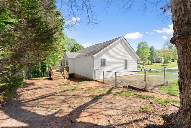 153 Sherrell Drive, Cleveland, GA 30528