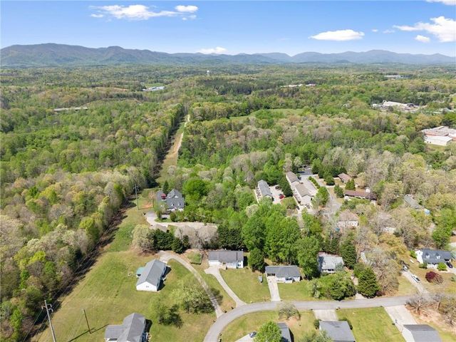 153 Sherrell Drive, Cleveland, GA 30528