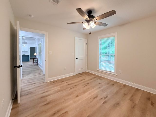 60 Meadow Breeze Rd., Sumrall, MS 39482
