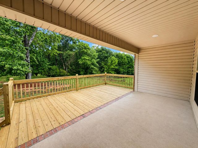 60 Meadow Breeze Rd., Sumrall, MS 39482