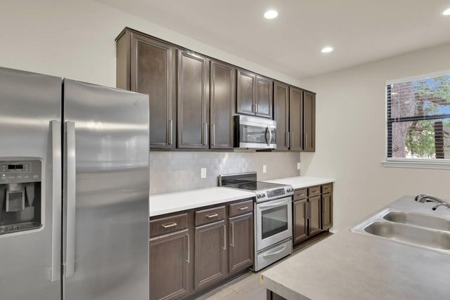 104 Outpost CV, Cedar Park, TX 78613