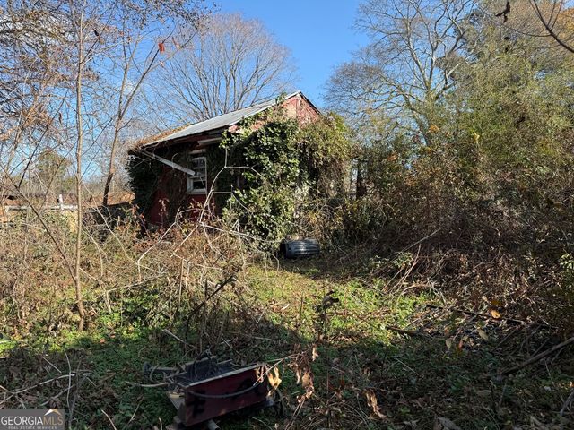 864 Springvalley Dr, Forest Park, GA 30297