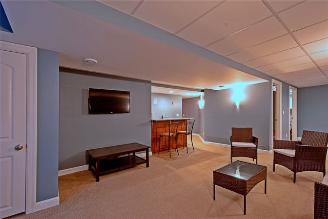 4385 STONE CREEK Drive, Erie, PA 16506