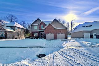 4385 STONE CREEK Drive, Erie, PA 16506