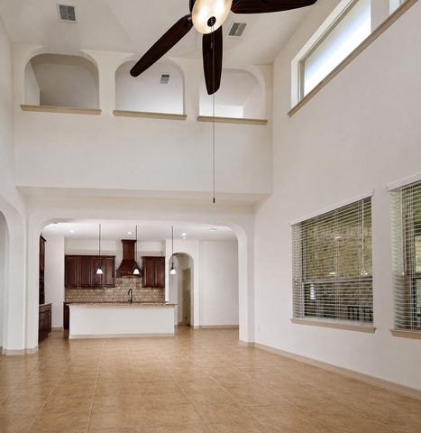 146 Hearthshire Circle, The Woodlands, TX 77354