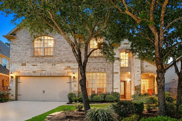 146 Hearthshire Circle, The Woodlands, TX 77354