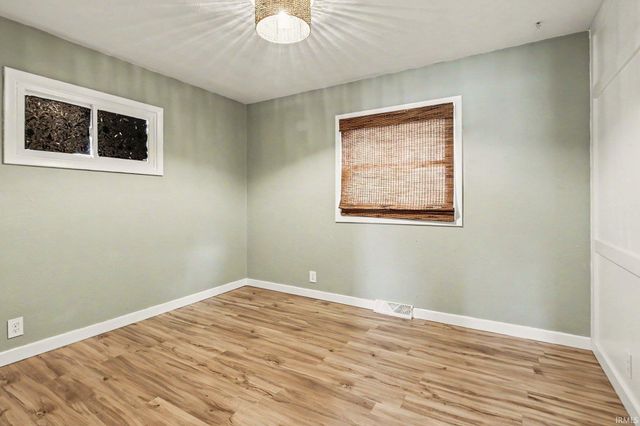2220 Solomon Avenue, South Bend, IN 46615