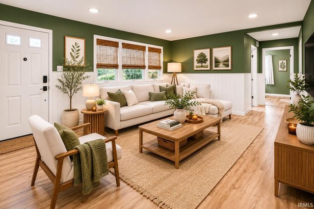 2220 Solomon Avenue, South Bend, IN 46615