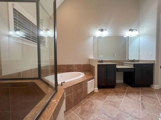 1977 ROCHELLE LN, Cordova, TN 38016