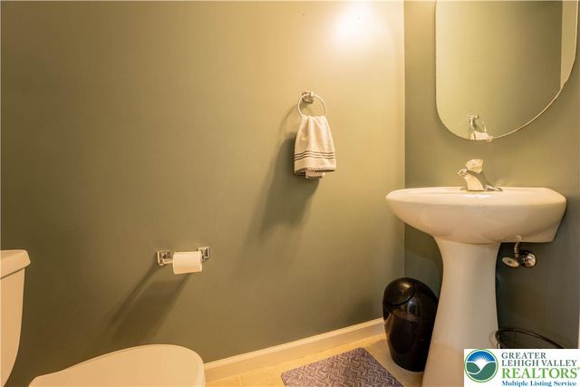 2830 Lambert Court, Easton, PA 18040