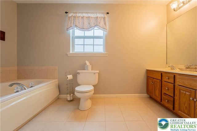 2830 Lambert Court, Easton, PA 18040