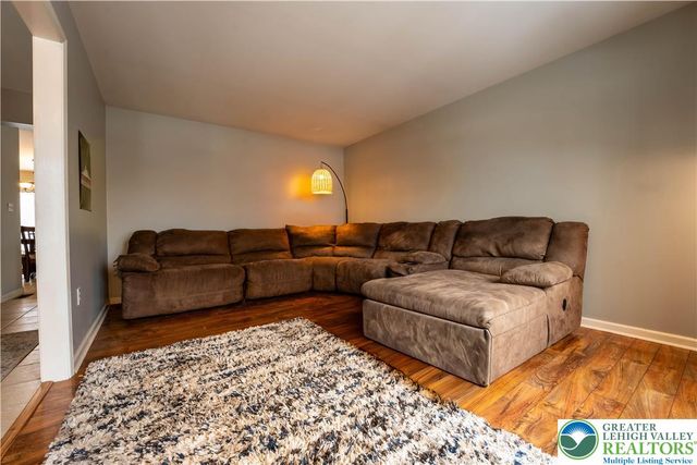 2830 Lambert Court, Easton, PA 18040