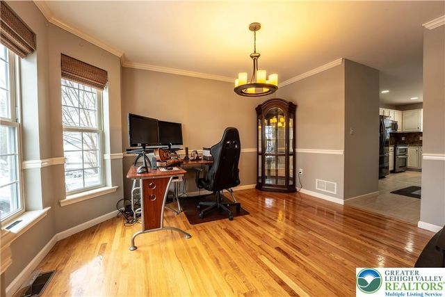 2830 Lambert Court, Easton, PA 18040