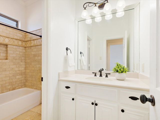 2018 Kodiak Court, Arlington, TX 76013