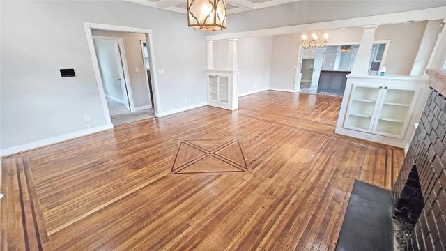 402 Hunt Street, Houston, TX 77003