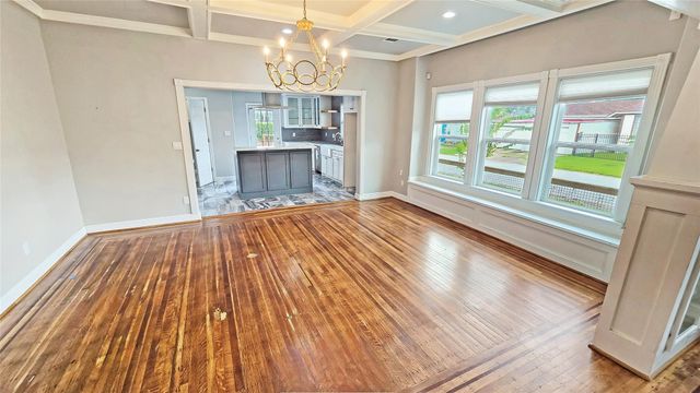 402 Hunt Street, Houston, TX 77003