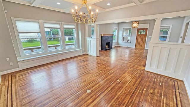 402 Hunt Street, Houston, TX 77003