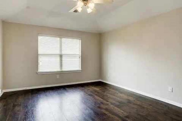 11043 Starling Creek Drive, Richmond, TX 77406