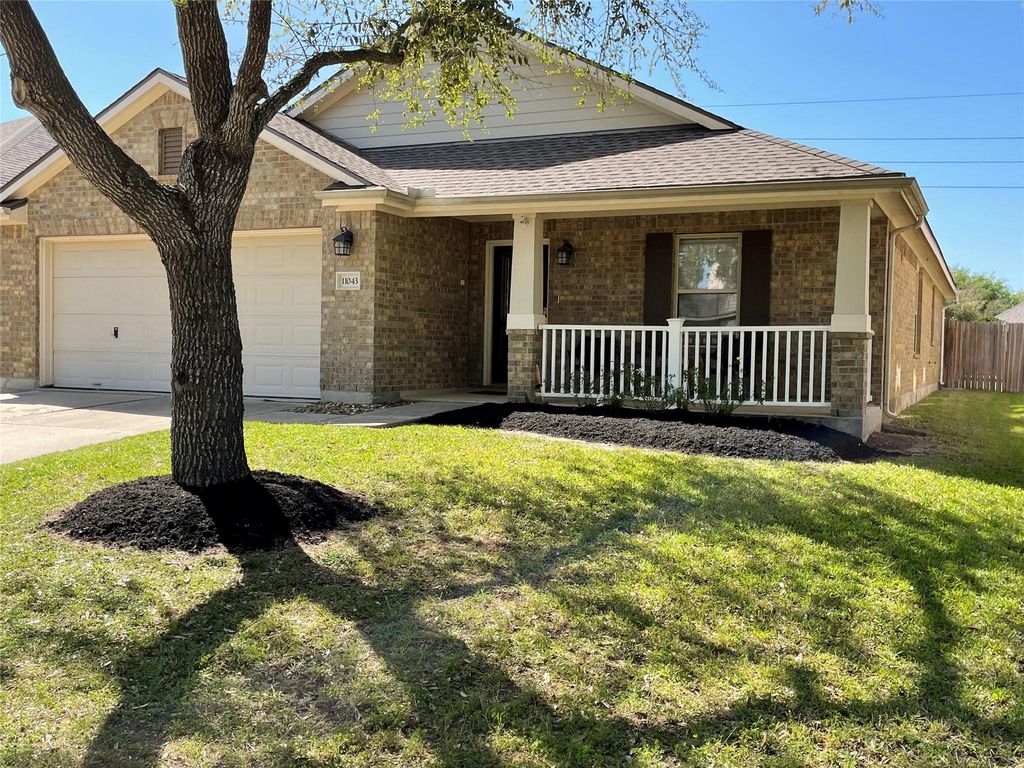 11043 Starling Creek Drive, Richmond, TX 77406