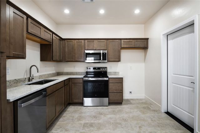 3205 N Fairfax Street, Kingman, AZ 86409