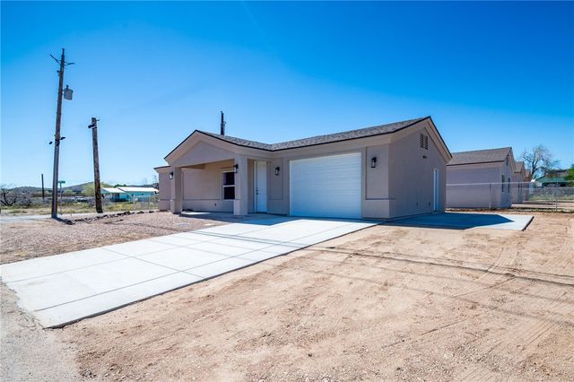 3205 N Fairfax Street, Kingman, AZ 86409