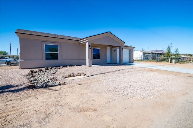 3205 N Fairfax Street, Kingman, AZ 86409