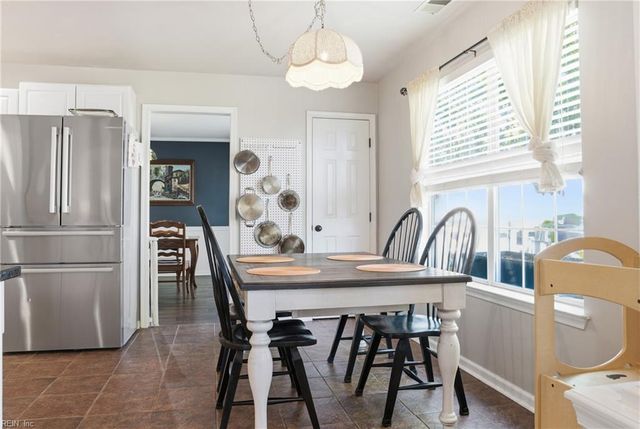 3240 Fayette DR, Virginia Beach, VA 23456