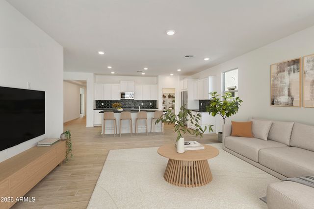 5017 W STRAY HORSE Lane, Laveen, AZ 85339