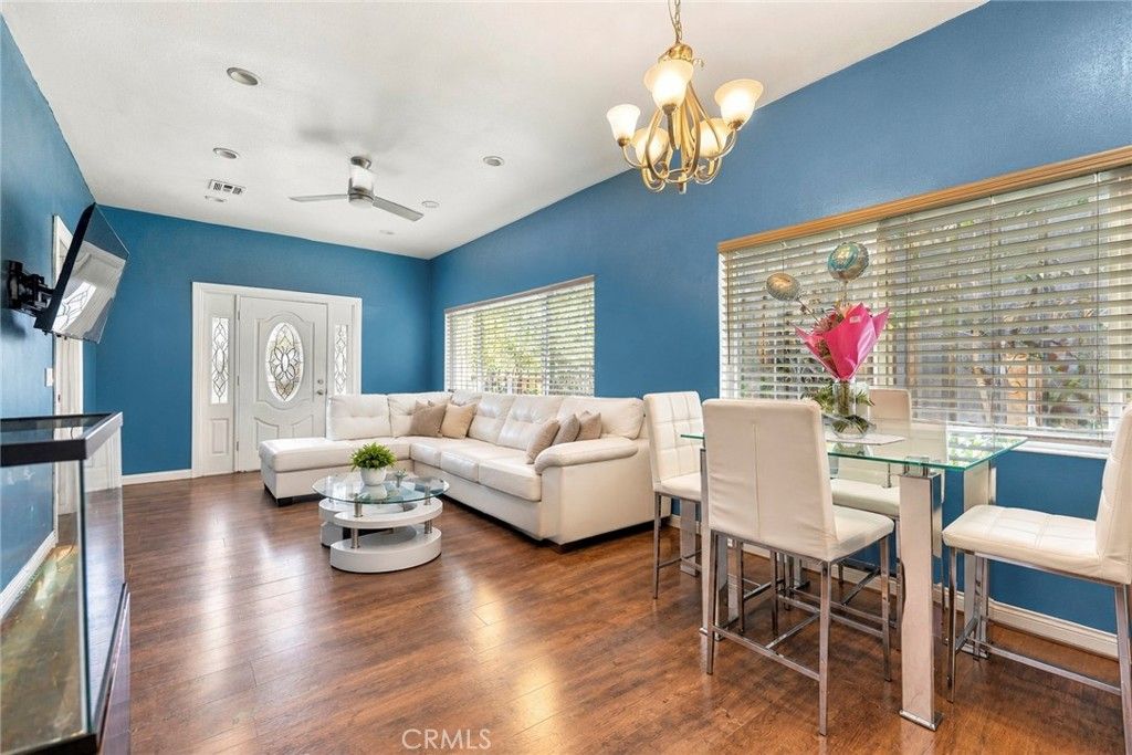 1345 W 89th, Los Angeles, CA 90044 — photo 2