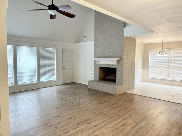 727 Romaine Lane, Houston, TX 77090