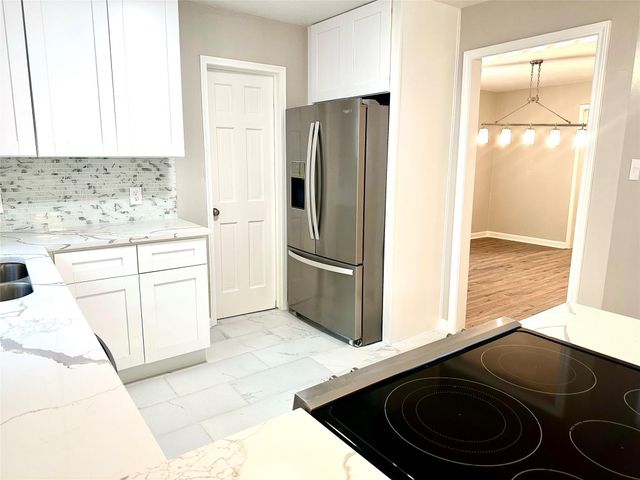 727 Romaine Lane, Houston, TX 77090