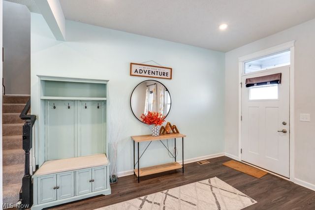 8325 Bedaos Drive, Mentor, OH 44060