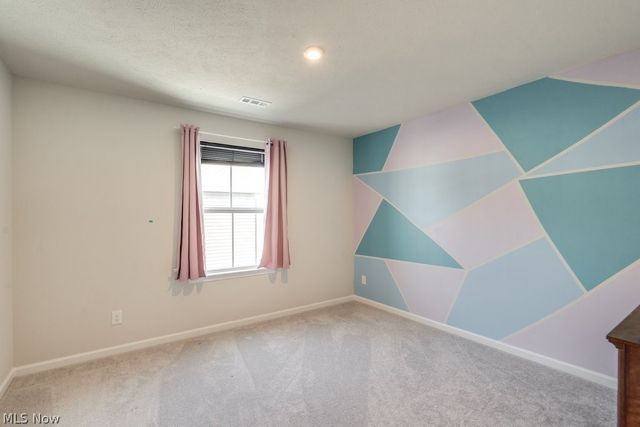 8325 Bedaos Drive, Mentor, OH 44060