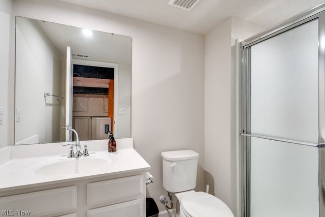 8325 Bedaos Drive, Mentor, OH 44060