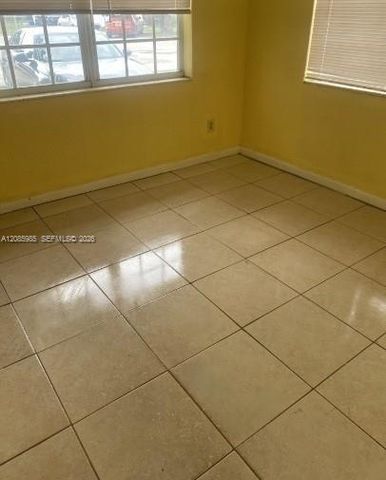 2545 York Street A, Opa-Locka, Opa Locka, FL 33054