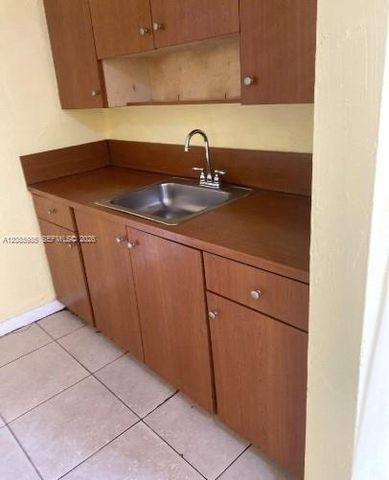 2545 York Street A, Opa-Locka, Opa Locka, FL 33054