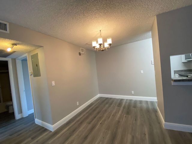 3225 N University Drive, Coral Springs, FL 33071