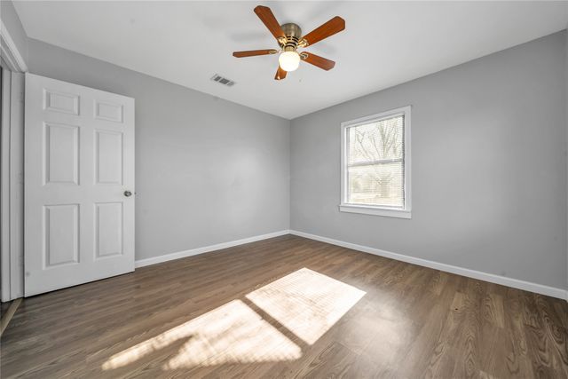 901 Johnson Street, Terrell, TX 75160