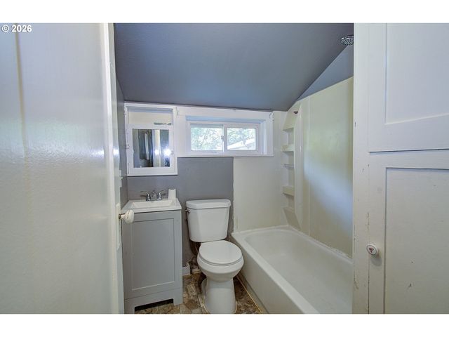 19117 Ne 58TH St, Vancouver, WA 98682