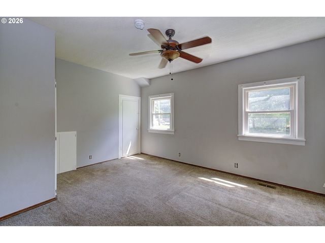 19117 Ne 58TH St, Vancouver, WA 98682