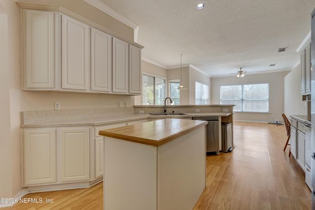 1015 MYSTIC HARBOR Drive, Jacksonville, FL 32225