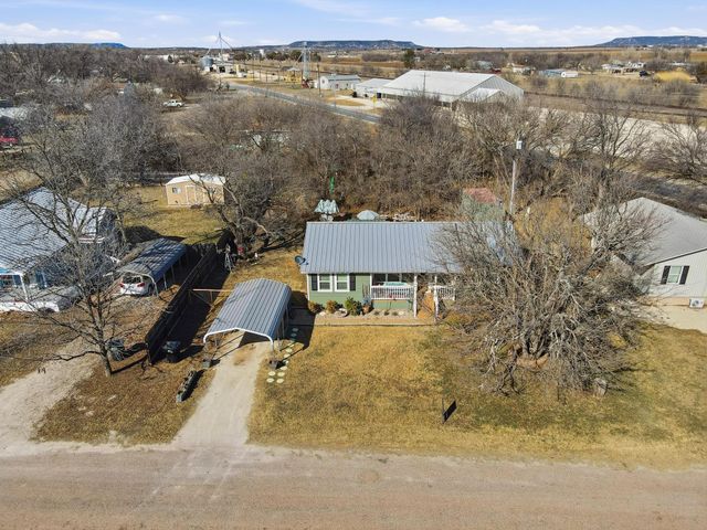 126 4th Street, Tuscola, TX 79562