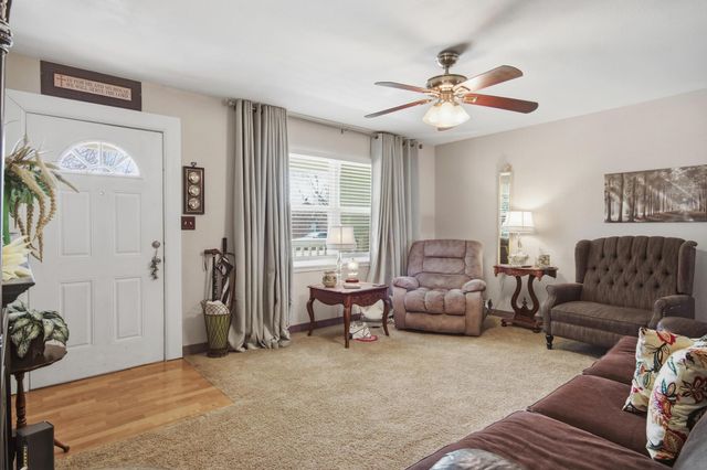 126 4th Street, Tuscola, TX 79562