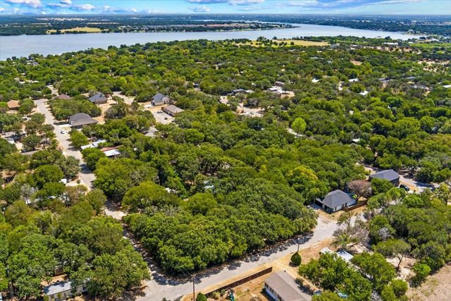 2817 & 2819 Sycamore Court, Granbury, TX 76048